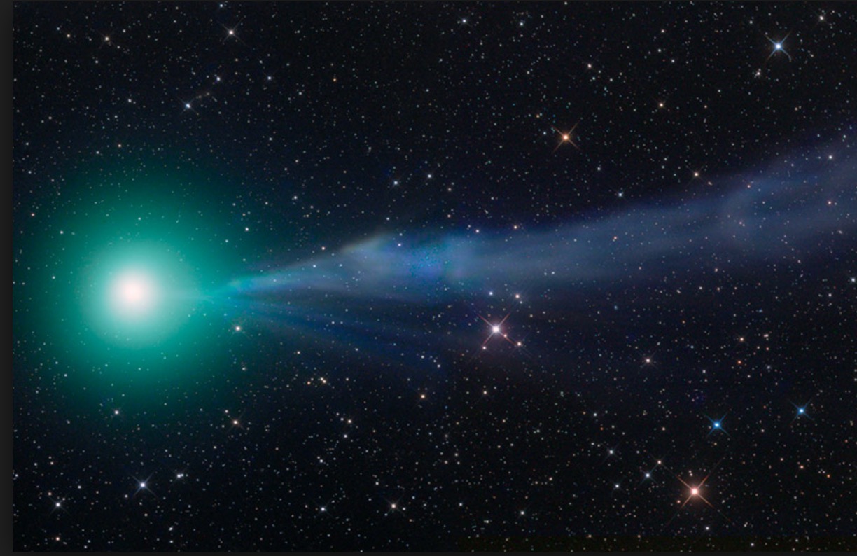 Comet Lovejoy has sugar and alcohol