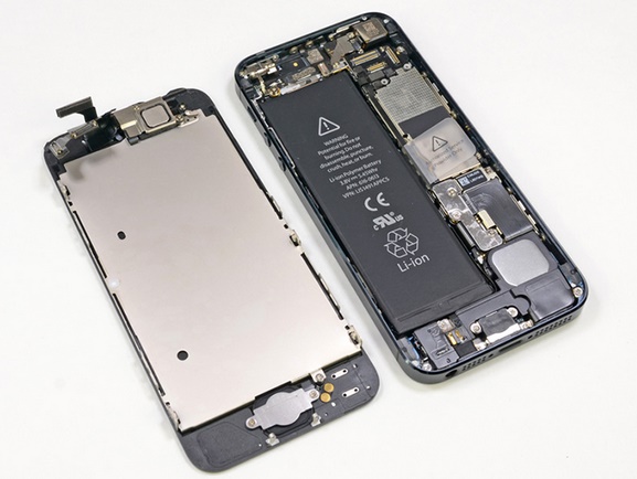 Apple launches iPhone 5 battery Replacement Program