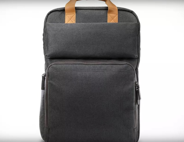 This HP backpack can seriously recharge your laptop