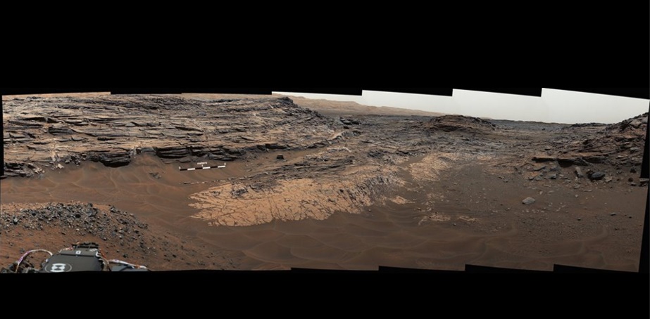 Rocks rich in silica in mars