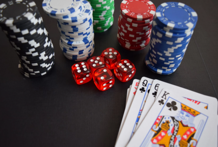 Google To Allow Gambling Apps In Play Store With Limitations