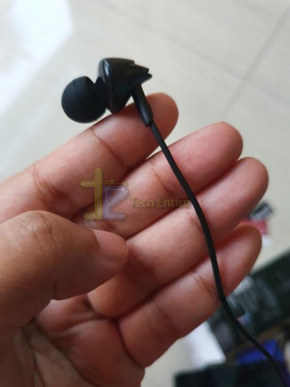 Boat wired discount earphones under 500