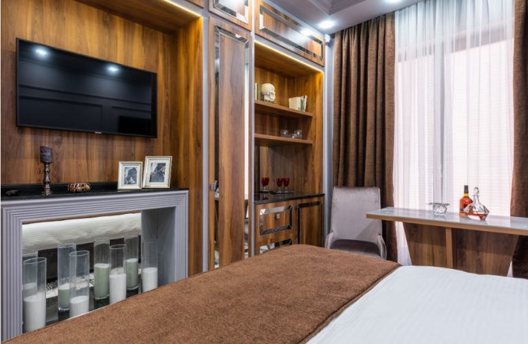 Why do TV speakers sound so bad? TechEntice