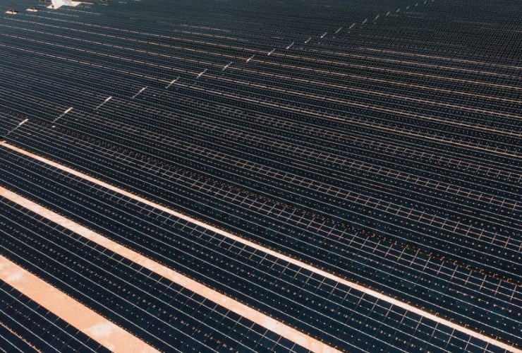 The Future of Green Tech: How Solar Power is Revolutionizing the Industry